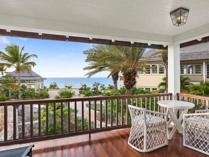 Villa Santosha , Long Bay  