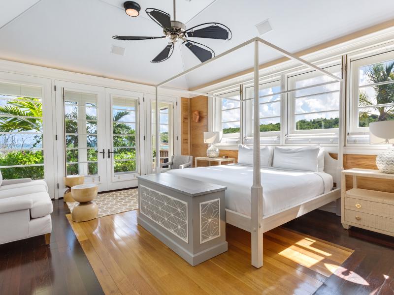 Villa Santosha , Long Bay  