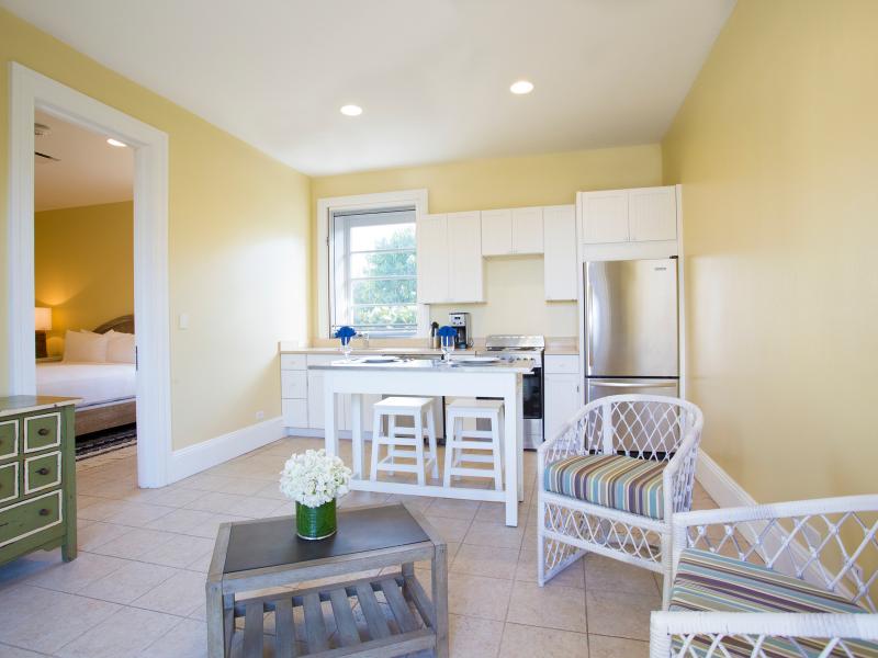 Villa Santosha , Long Bay  