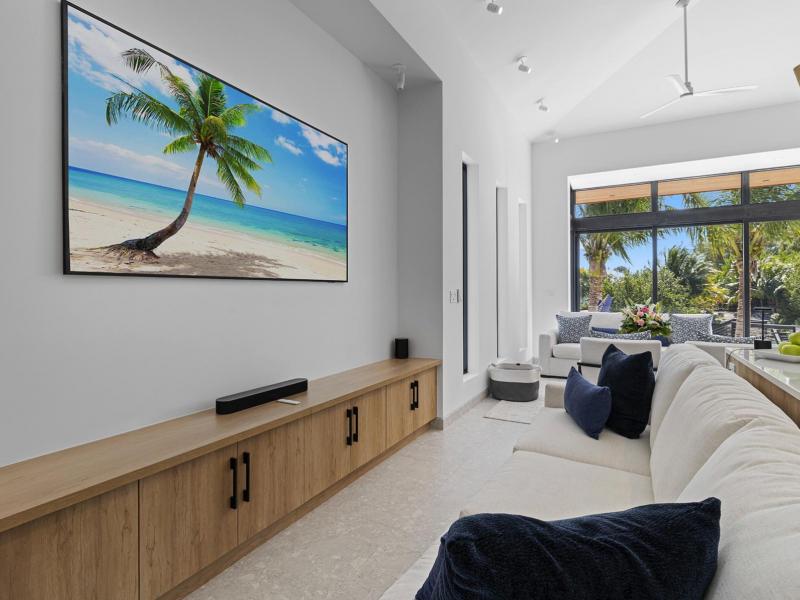 Aqua Solis Villa , Providenciales  