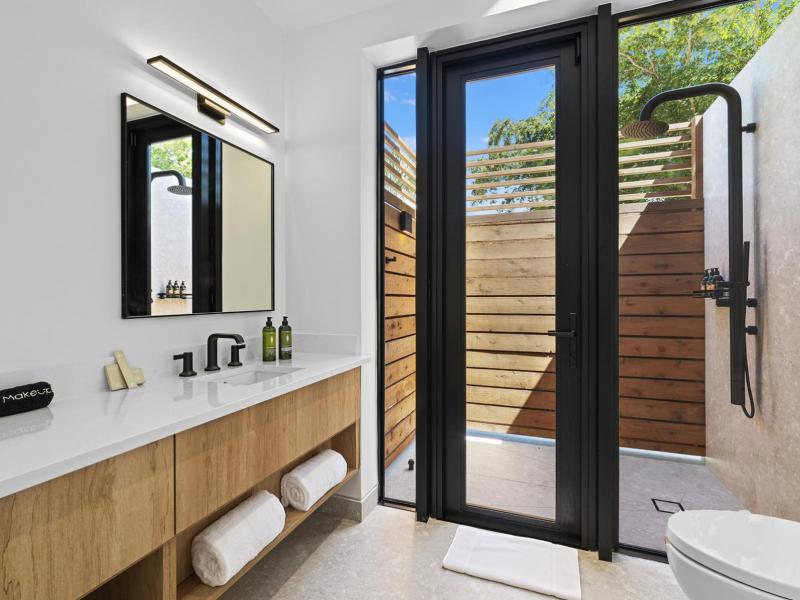 Aqua Solis Villa , Providenciales  