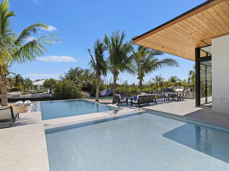 Aqua Solis Villa , Providenciales  