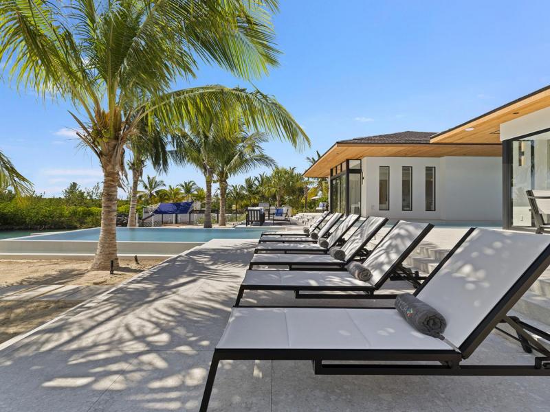 Aqua Solis Villa , Providenciales  