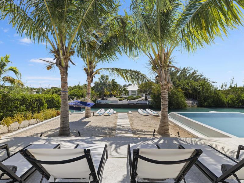 Aqua Solis Villa , Providenciales  