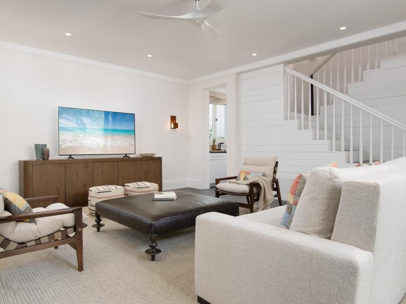 Sea Breeze - Beachfront , Grace Bay  