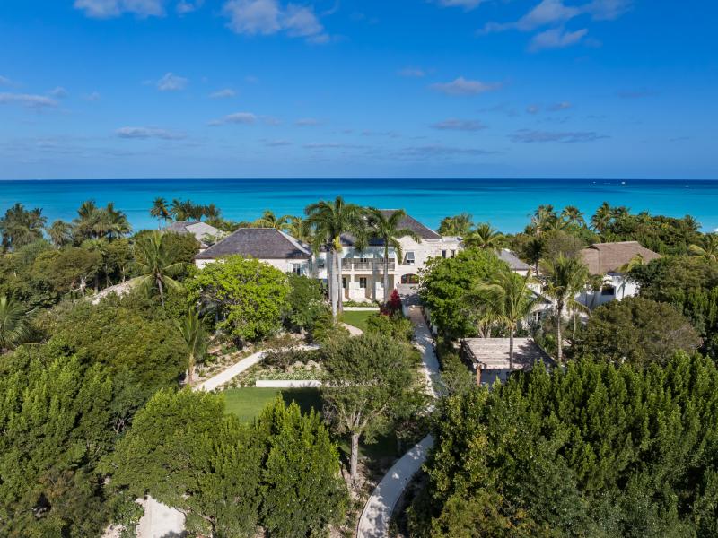 Sea Breeze - Beachfront , Grace Bay  
