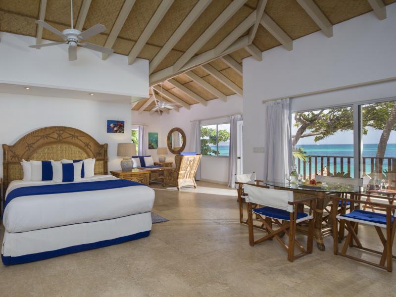 Palm Island Resort  , Palm Island  