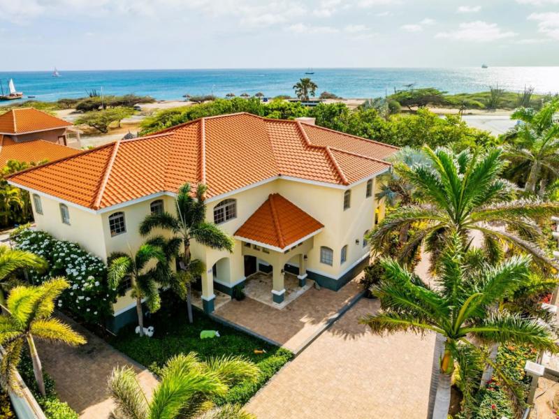 Seaside Beach House ,   
