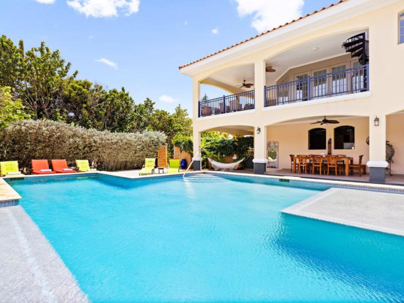 Seaside Beach House ,   
