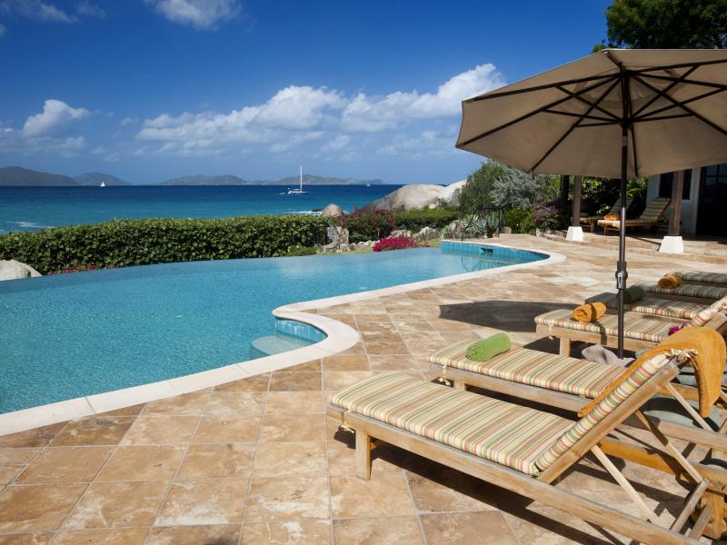 Sol Y Sombra , Virgin Gorda  