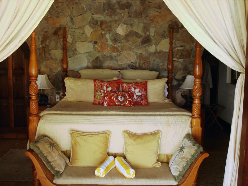 Sol Y Sombra , Virgin Gorda  