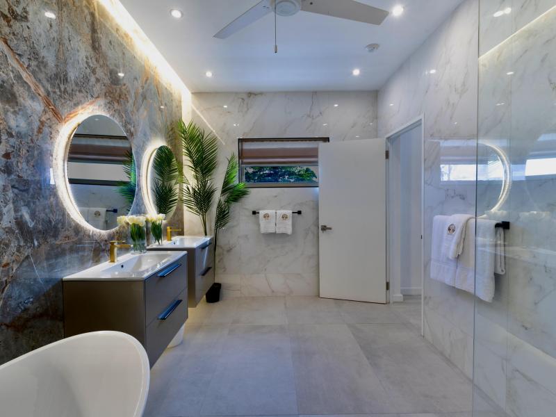 Solaris Beach House - Beachfront , Reeds Bay , West Coast Barbados  