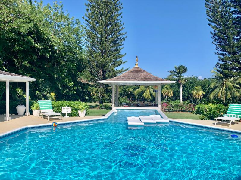 Sugar Magnolia , Montego Bay , Tryall  