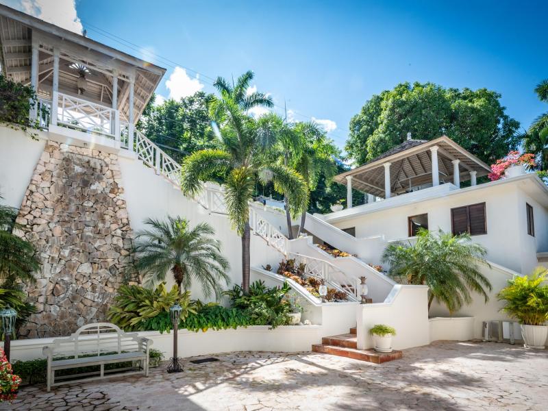 Pineapple House , Montego Bay , Tryall  