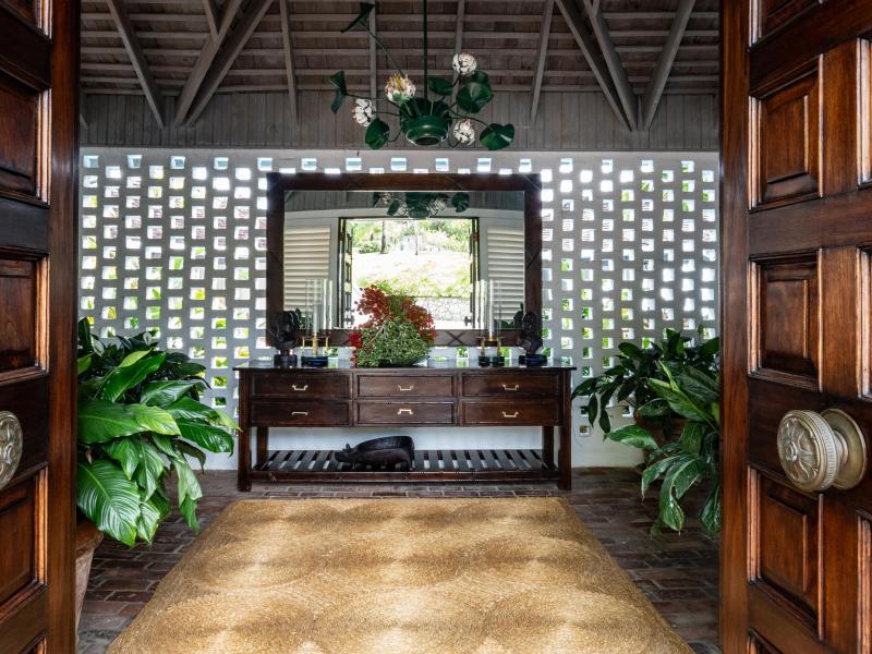 Ma’Moura , Montego Bay  