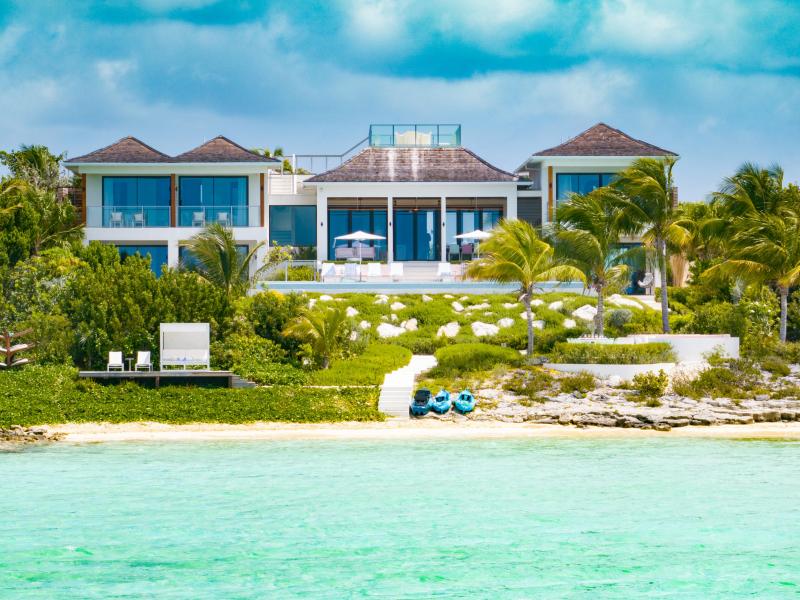 Bristol Breeze - Beachfront , Long Bay , Providenciales  