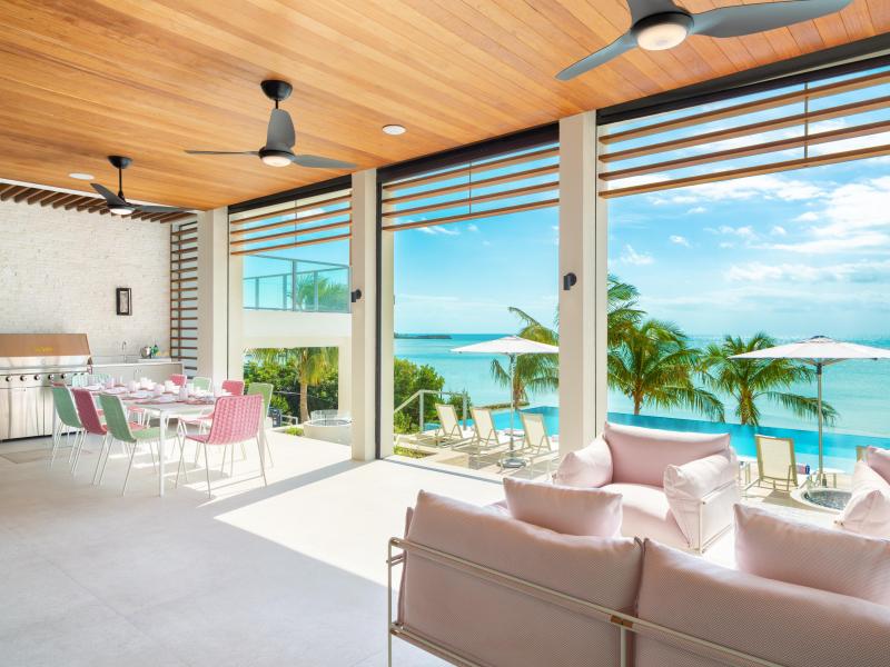 Bristol Breeze - Beachfront , Long Bay , Providenciales  