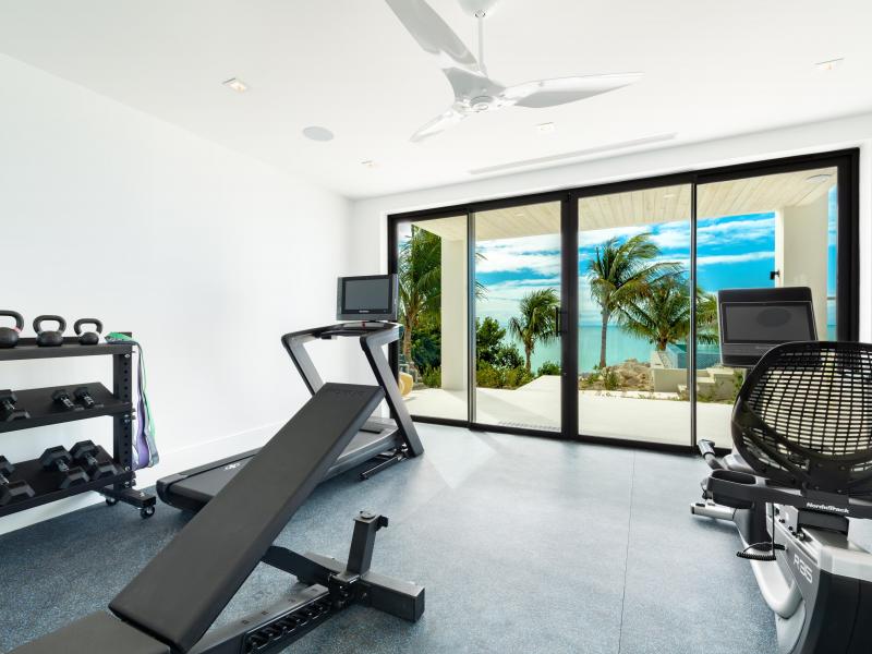 Bristol Breeze - Beachfront , Long Bay , Providenciales  