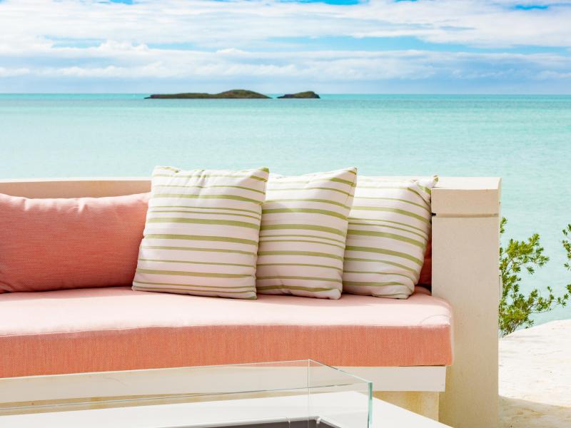 Bristol Breeze - Beachfront , Long Bay , Providenciales  