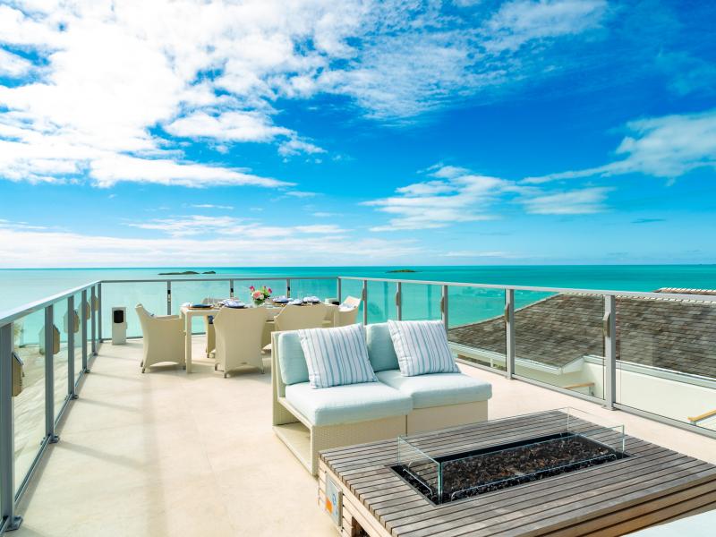 Bristol Breeze - Beachfront , Long Bay , Providenciales  