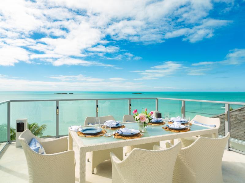 Bristol Breeze - Beachfront , Long Bay , Providenciales  