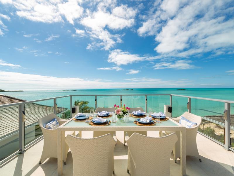 Bristol Breeze - Beachfront , Long Bay , Providenciales  