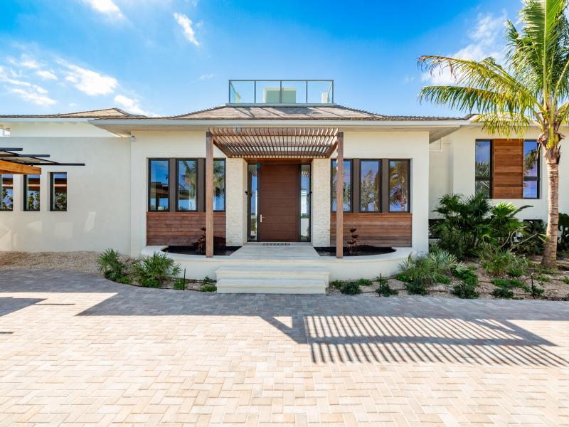 Bristol Breeze - Beachfront , Long Bay , Providenciales  