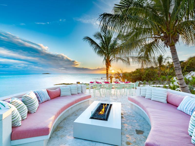 Bristol Breeze - Beachfront , Long Bay , Providenciales  