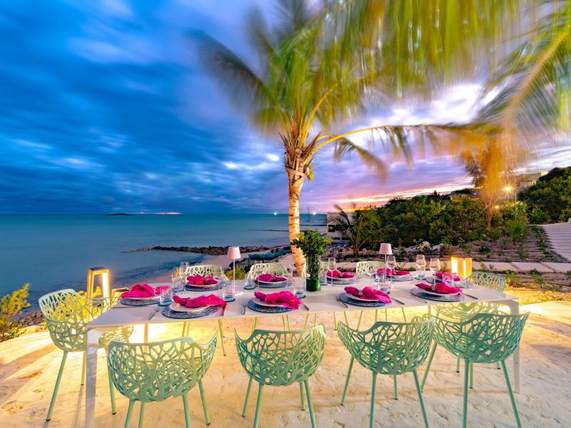 Bristol Breeze - Beachfront , Long Bay , Providenciales  