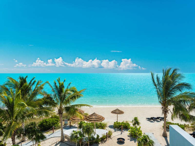 Blue Lagoon , Long Bay , Providenciales  