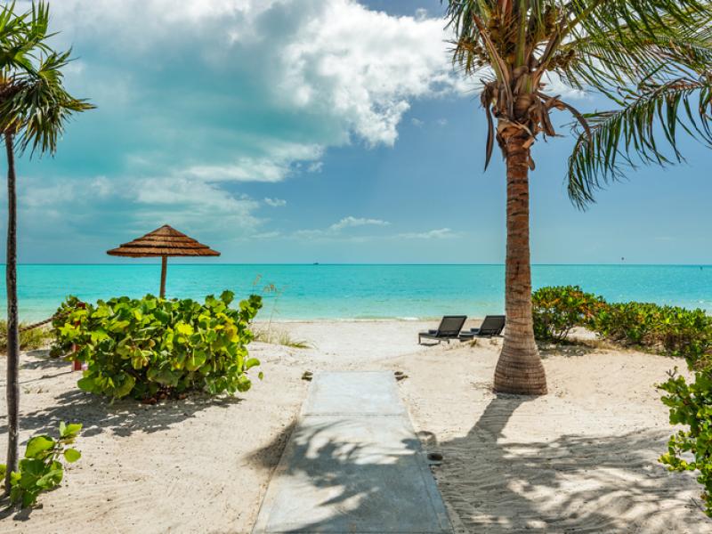 Blue Lagoon , Long Bay , Providenciales  