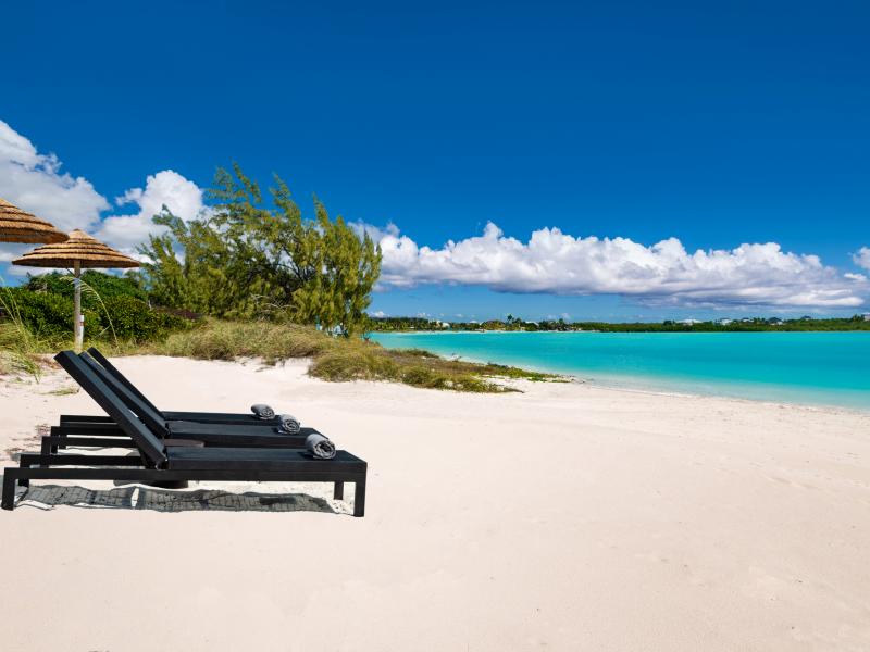 Blue Lagoon , Long Bay , Providenciales  