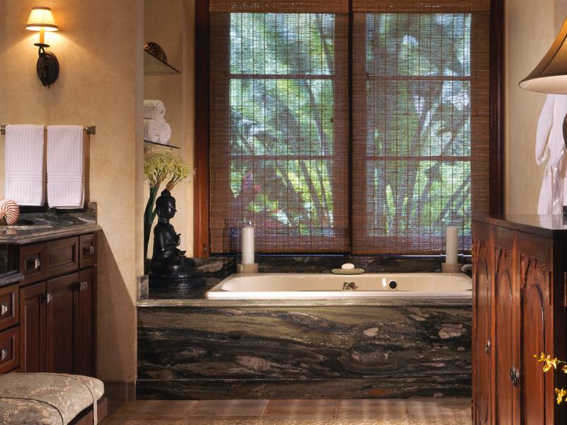 Bird of Paradise Anguilla , Sandy Hill  