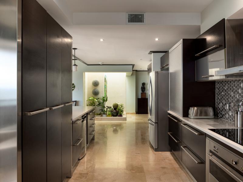 Coral Cove 14 - Crows Nest beachfront , Beachfront villas Barbados , Coral Cove , Paynes Bay , St James , West Coast Barbados  