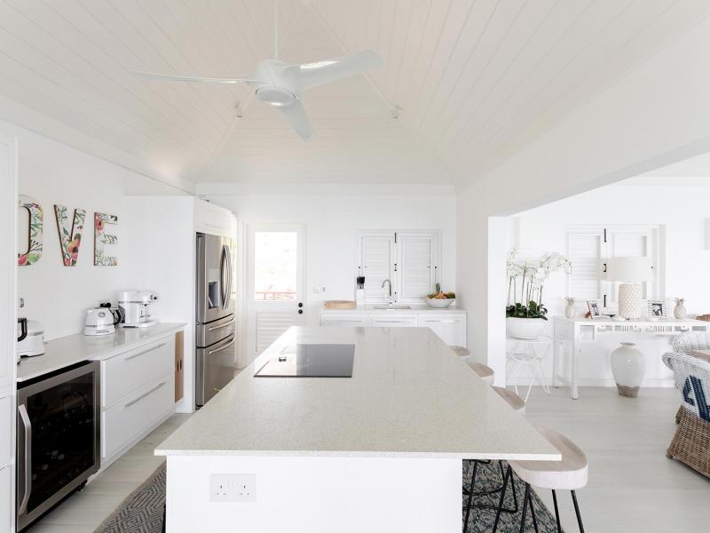 Friendship House , Friendship Bay  