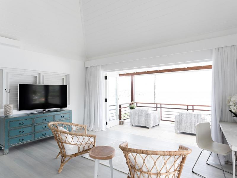 Friendship House , Friendship Bay  