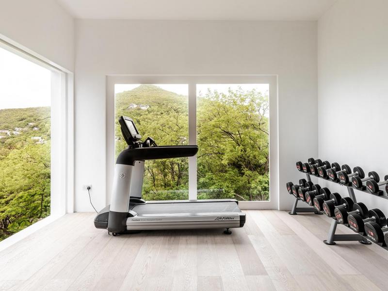 Friendship House , Friendship Bay  