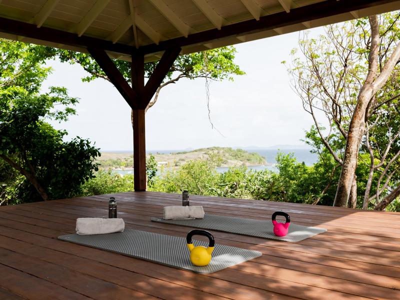 Friendship House , Friendship Bay  