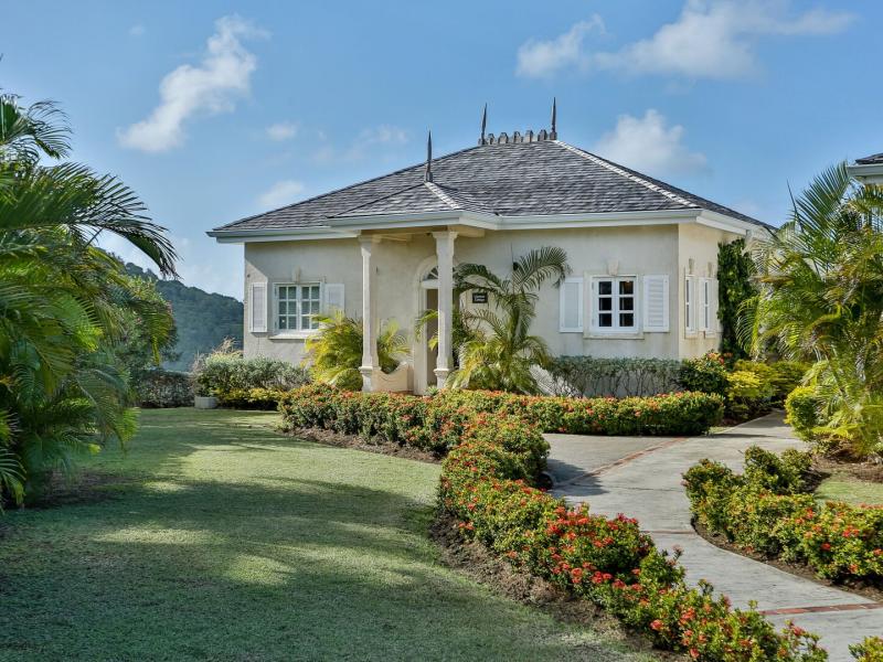 Cayman Villa , Cap Estate  