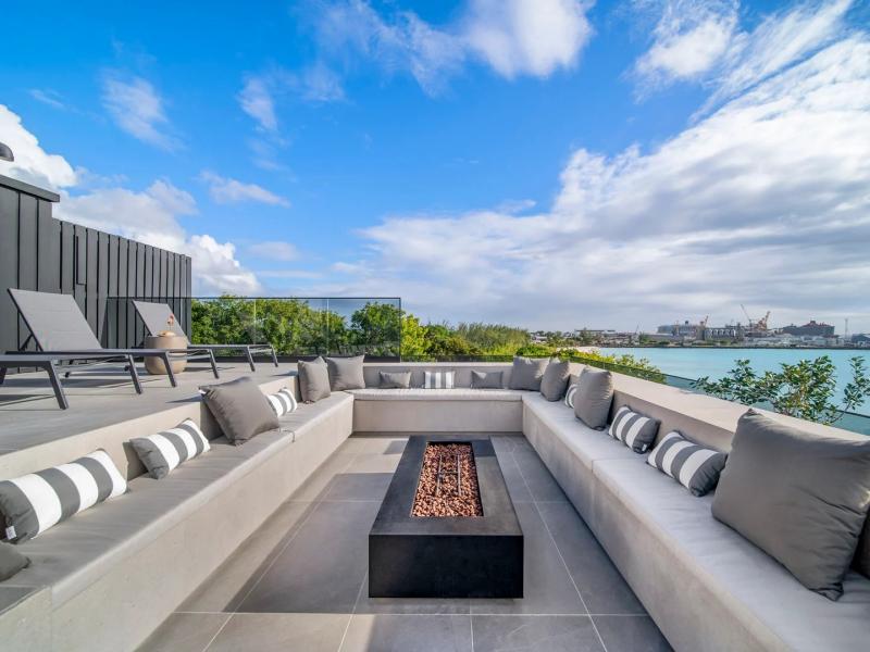 Allure 505  , Beachfront villas Barbados , St Michael  