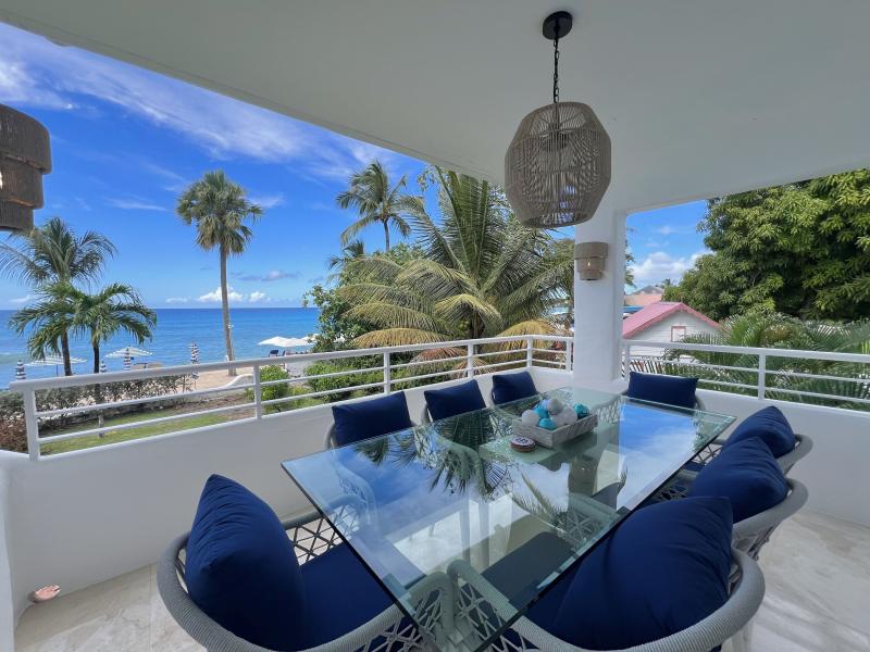 Glitter Bay 201 - Sea Sea , Beachfront villas Barbados , Glitter Bay , Porters , St James , West Coast Barbados  