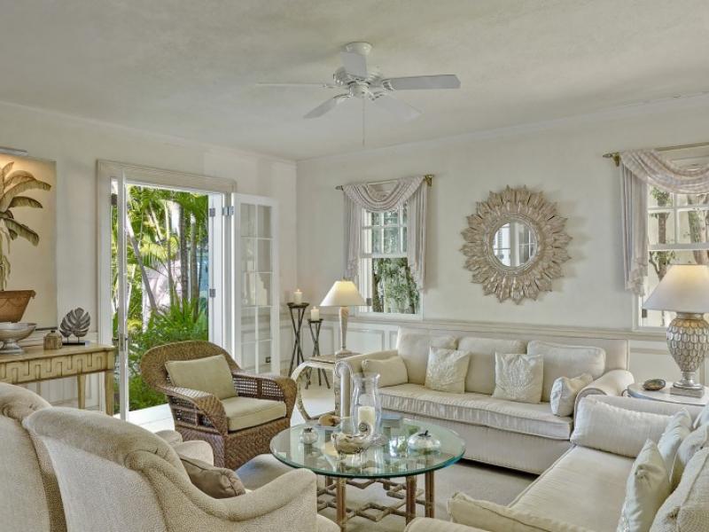 New Mansion - Beachfront , Beachfront villas Barbados , Fitts Village , Paynes Bay , St James , West Coast Barbados  