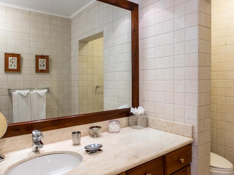 Villa Nutmeg , Spring Farm  