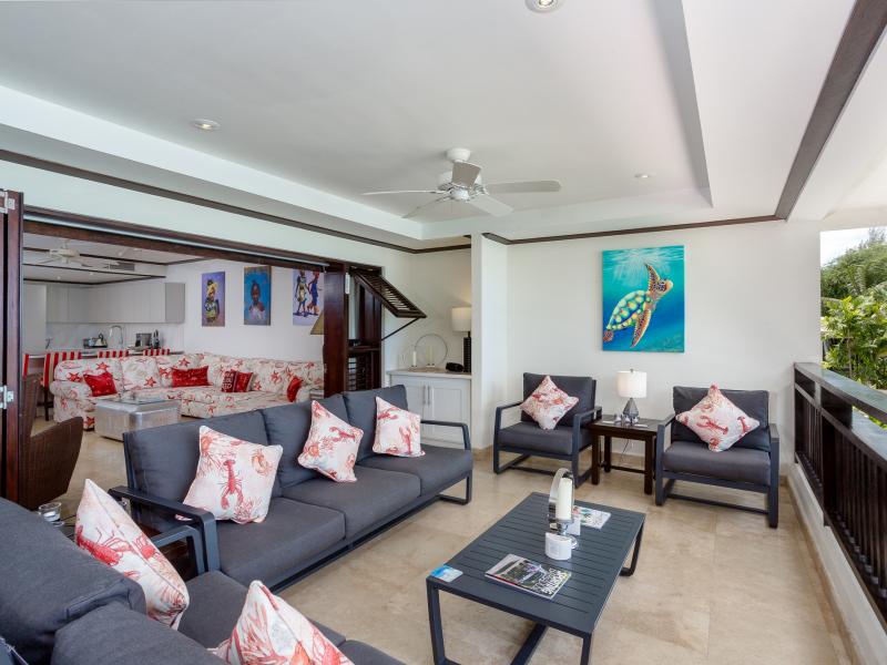 Coral Cove 5 - Shutters , Beachfront villas Barbados , Coral Cove , Paynes Bay , St James , West Coast Barbados  