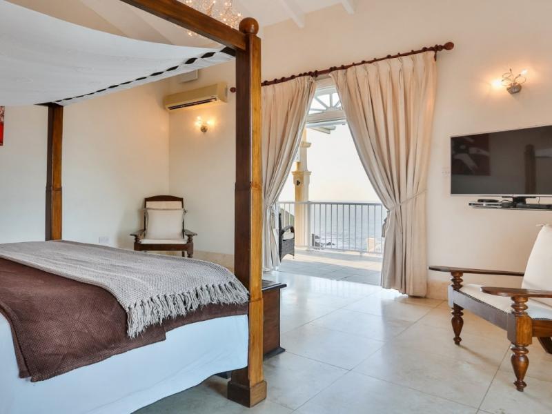 Cayman Villa , Cap Estate  