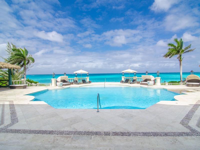 Villa Isabela - Old Fort Bay  , Nassau  