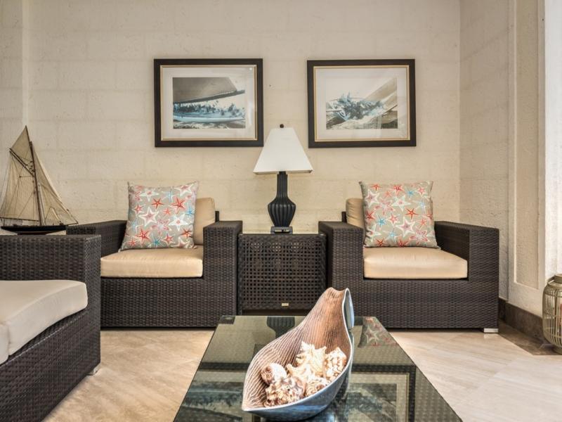 Smugglers Cove 3 , Beachfront villas Barbados , Paynes Bay , St James , West Coast Barbados  