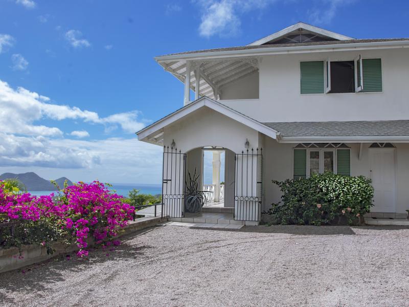 Zephyr Hill , Mount de Cap  