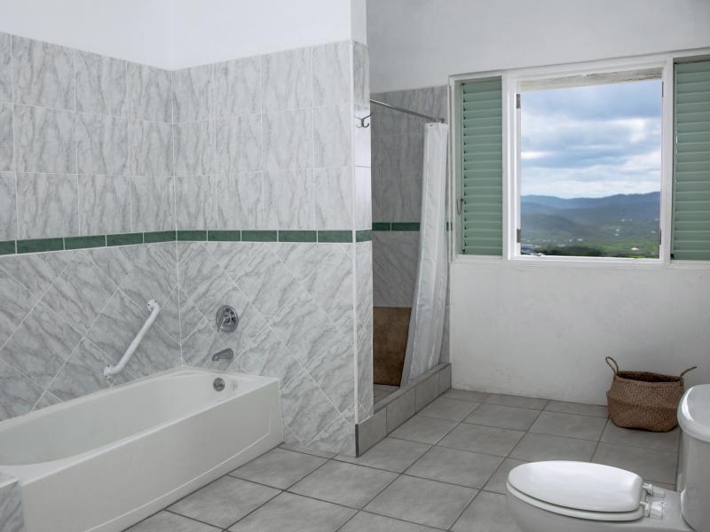 Zephyr Hill , Mount de Cap  