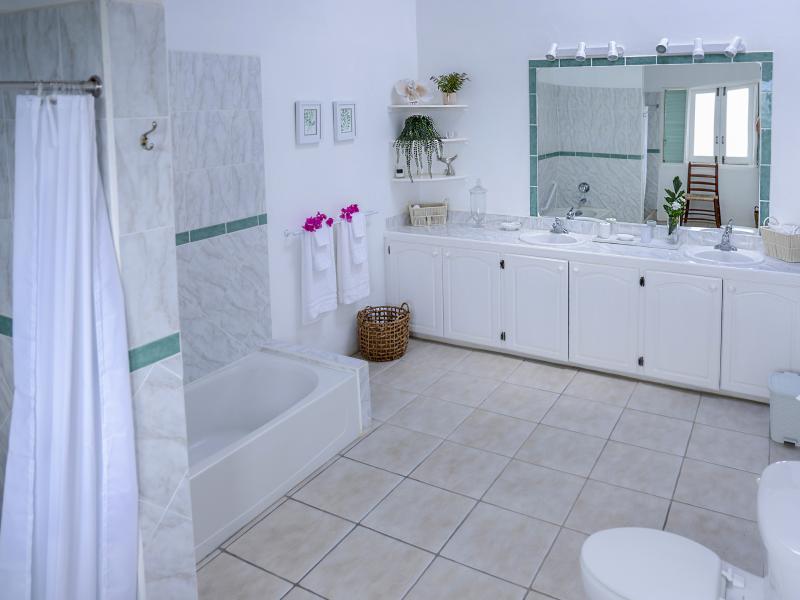 Zephyr Hill , Mount de Cap  